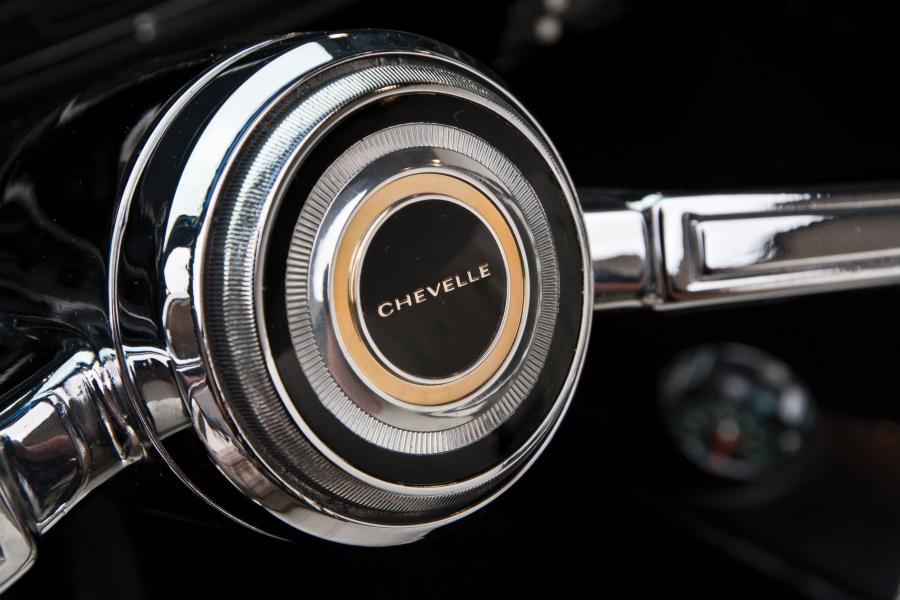  Chevrolet Chevelle SS 396 Convertible 1966 года  (фото 22 из 40)
